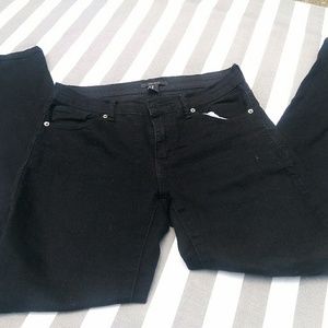 Black Forever 21 skinny leg jeans size 29